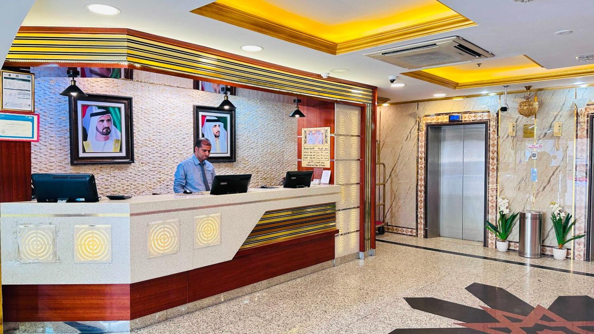 San Marino Hotel Dubai Exterior foto
