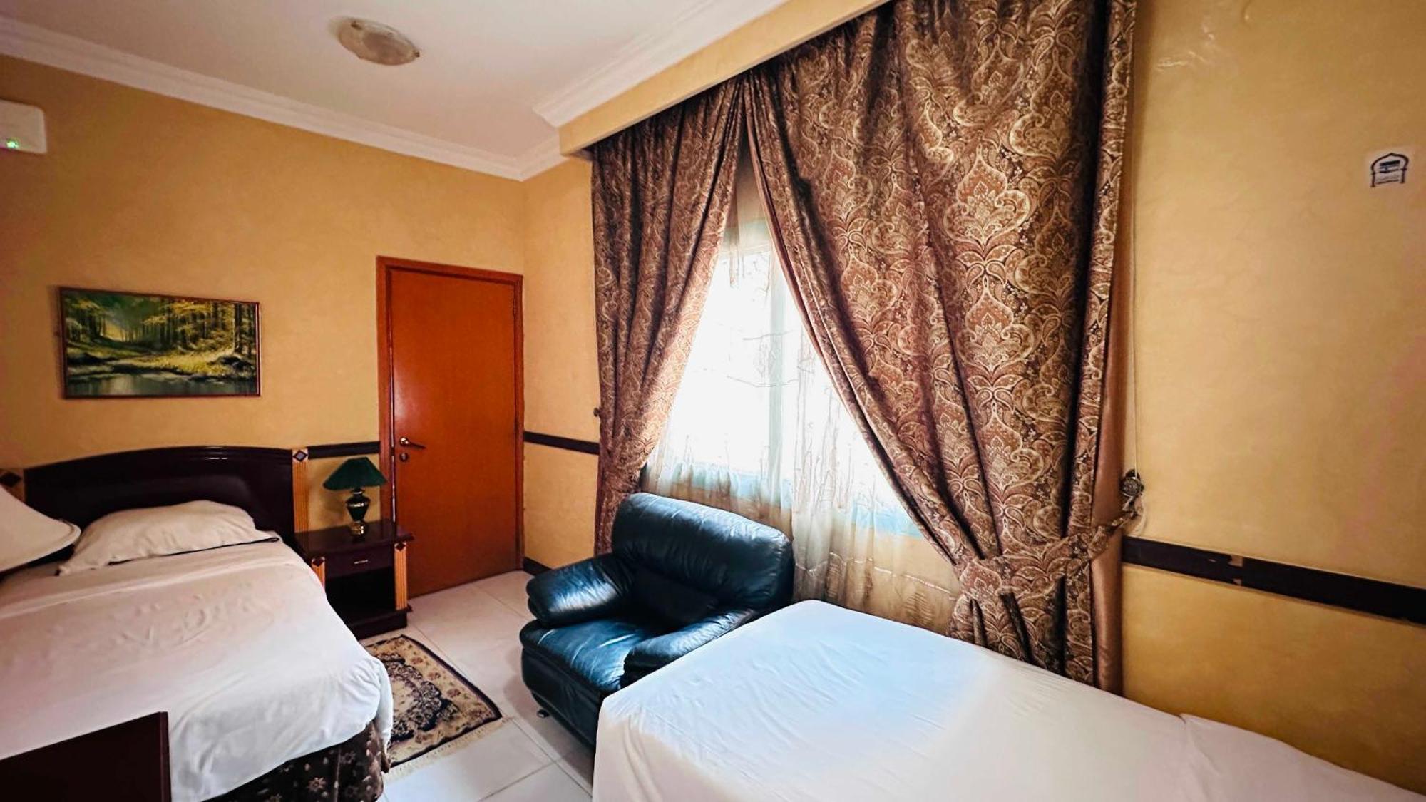 San Marino Hotel Dubai Exterior foto